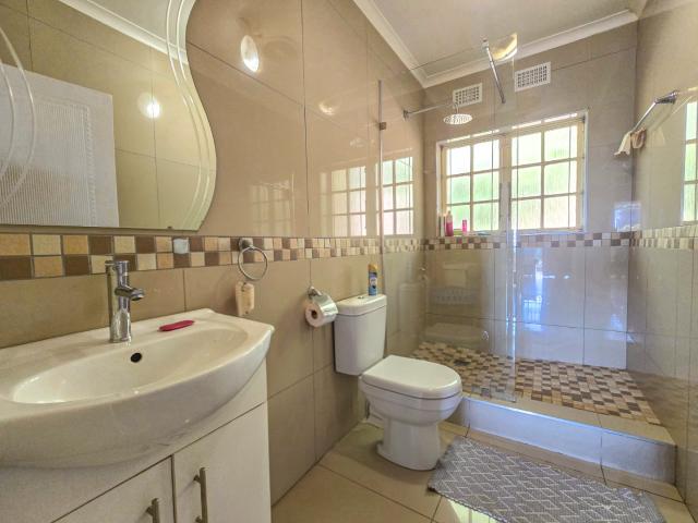 House for sale in Queensburgh, Kwazulu-natal