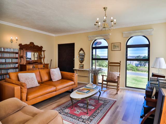 House for sale in Baardskeerdersbos, Western Cape