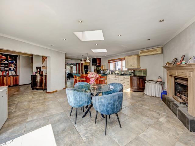 House for sale in Douglasdale, Randburg