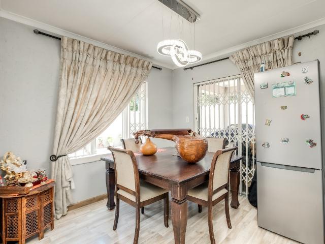 House for sale in Douglasdale, Randburg