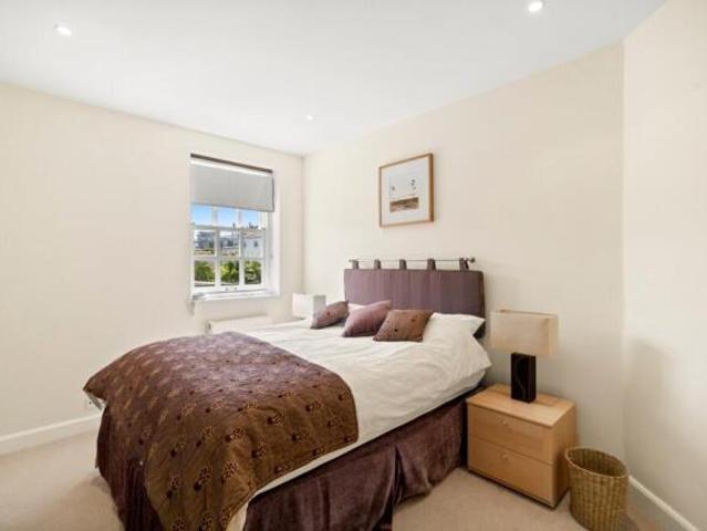 House for sale in Kensington, Calderstones
