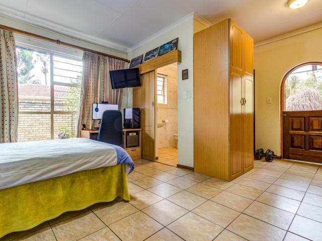 House for sale in Edleen, Ekurhuleni