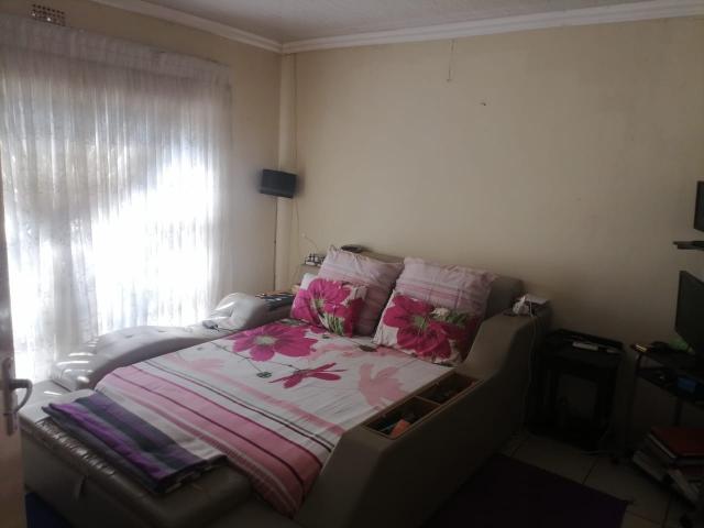 House for sale in Hartbeespoort Dam Nature Reserve, North West