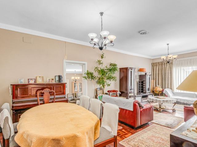 House for sale in Emmarentia, Vosloorus
