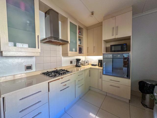 House for sale in Queensburgh, Kwazulu-natal