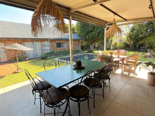 House for sale in Faerie Glen, Gauteng