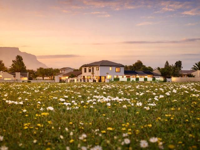 House for sale in Table View, Cape Town