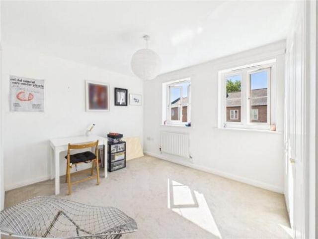 House for sale in St Leonards, Watergate