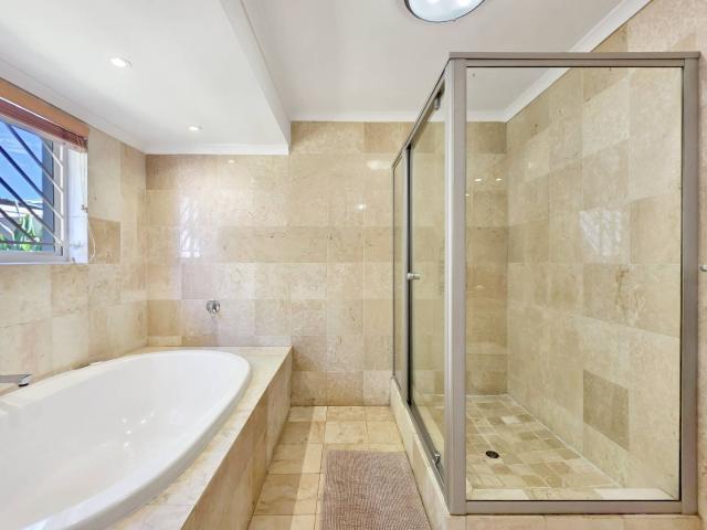 House for sale in Fresnaye, Cape Town