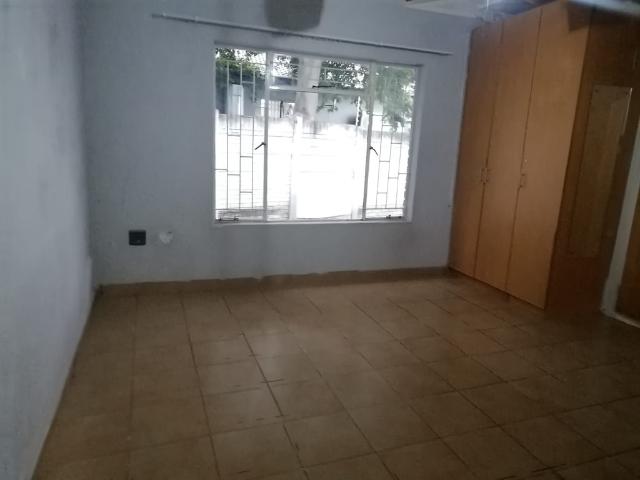 House for sale in Geelhoutpark, Rustenburg Local Municipality