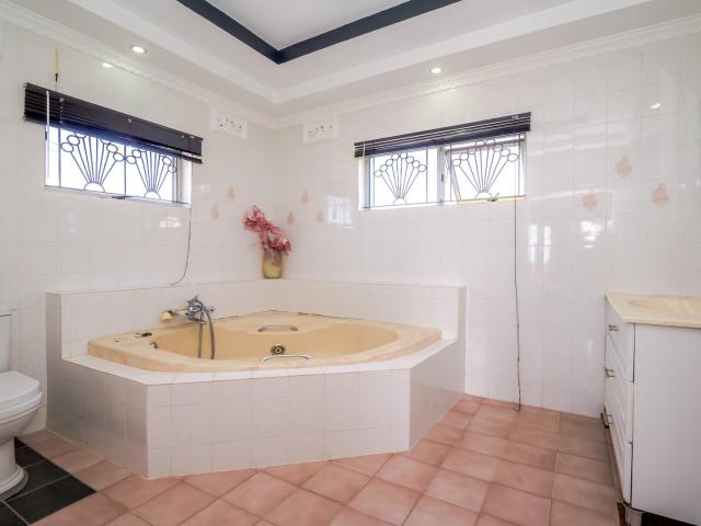 House for sale in La Mercy, Kwazulu-natal