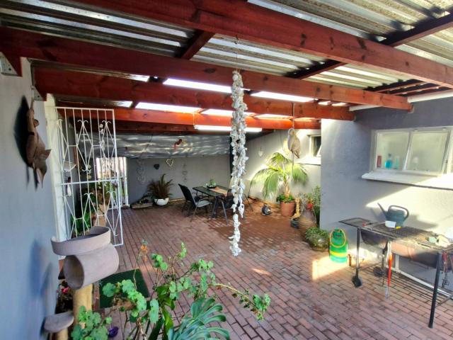 House for sale in Parow, Western Cape