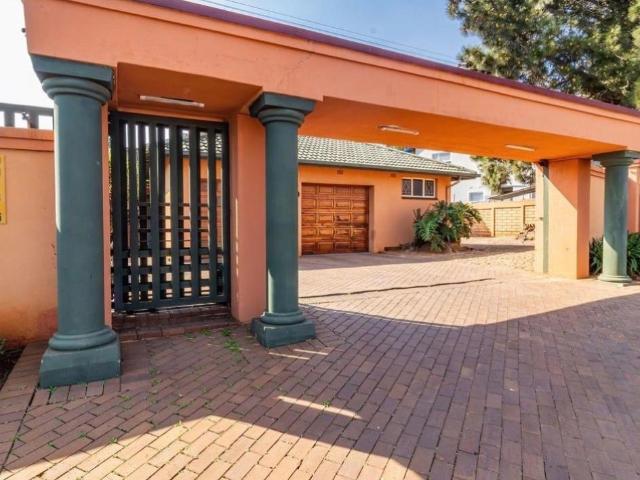House for sale in Vosloorus, Gauteng