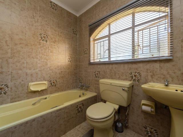House for sale in Vosloorus, Gauteng