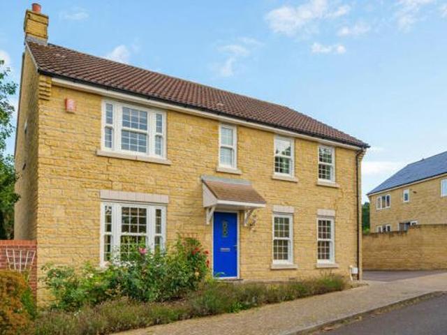 House for sale in Gloucester, Gloucestershire