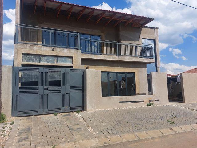 House for sale in Sebokeng