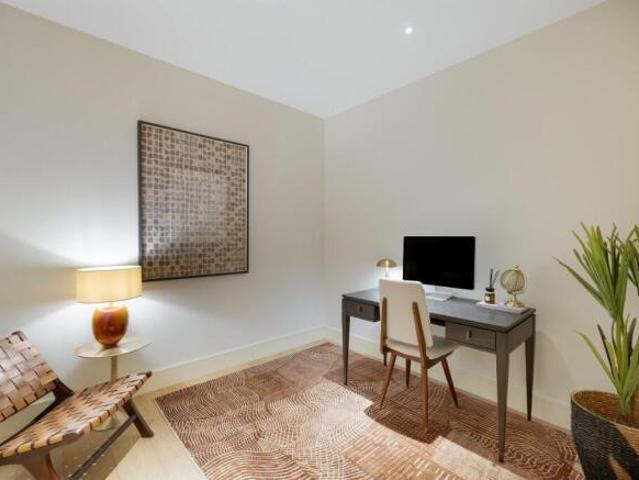 House for sale in St. John's Wood, Greater London