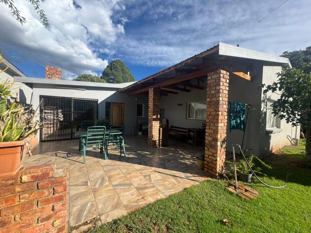 House for sale in Frances Baard, Northern Cape