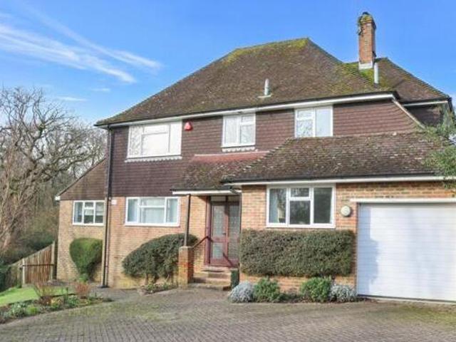 House for sale in Lucastes, Perryfields