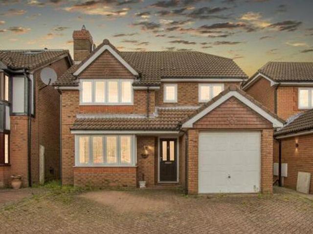 House for sale in Pouchen End, Hertfordshire
