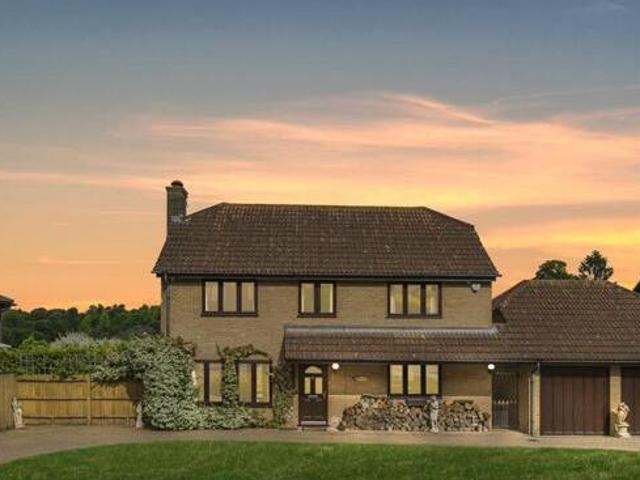 House for sale in Pouchen End, Hertfordshire