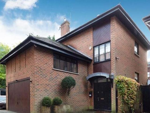 House for sale in Hertfordshire