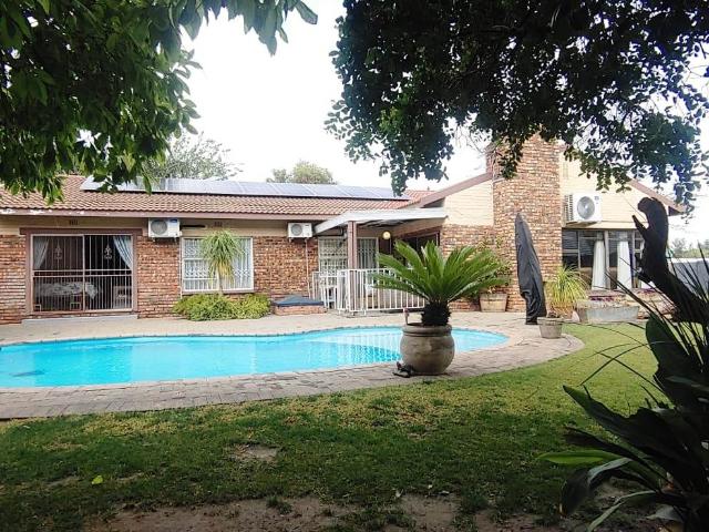 House for sale in Frances Baard, Northern Cape