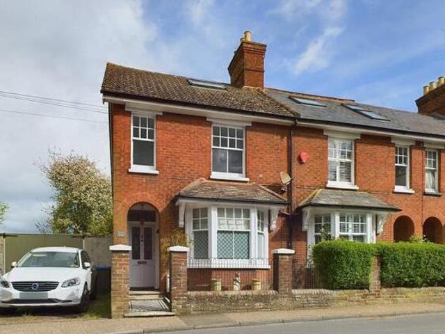House for sale in New Town, Horsham