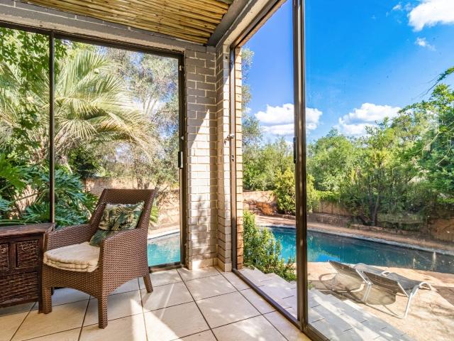 House for sale in Ifafi, Hartbeespoort Dam Nature Reserve