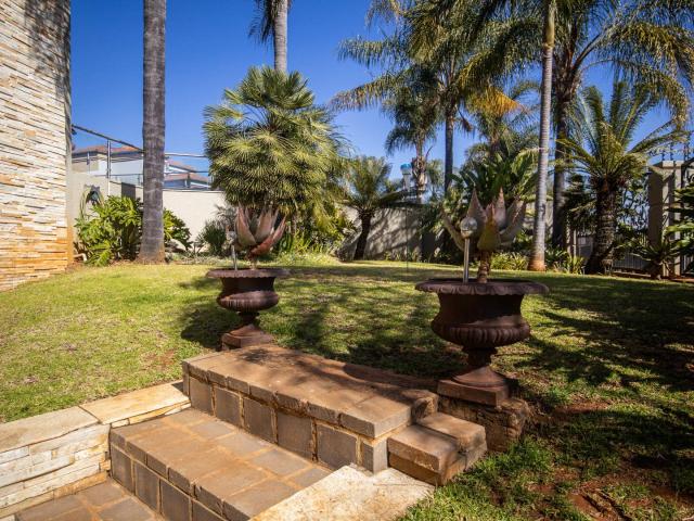 House for sale in Ifafi, Hartbeespoort Dam Nature Reserve