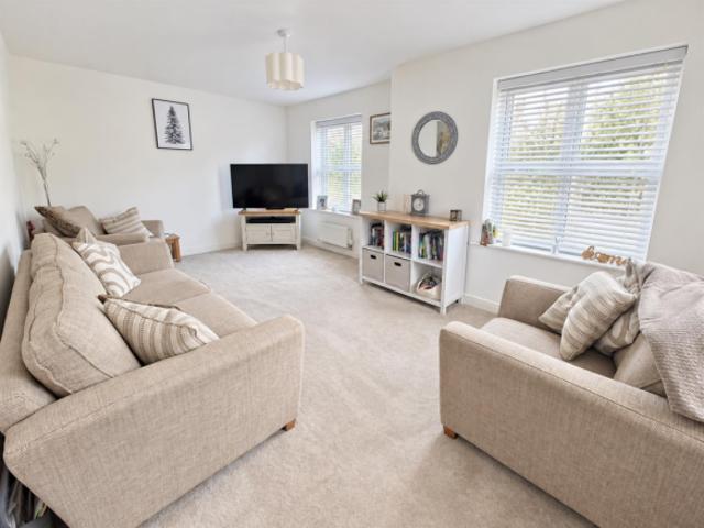 House for sale in Upton, Northamptonshire