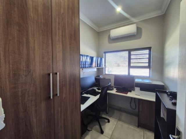 House for sale in Kgalagadi, Northern Cape