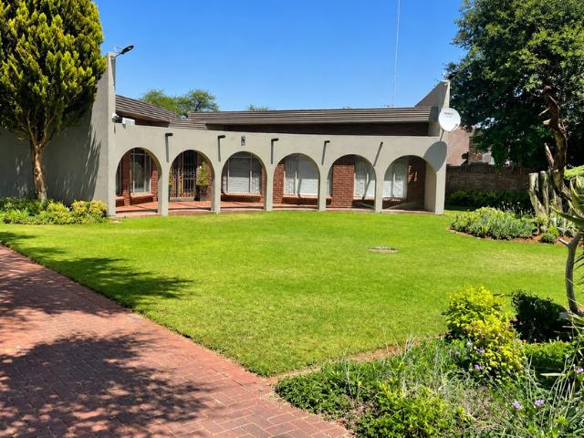 House for sale in Kgalagadi, Northern Cape