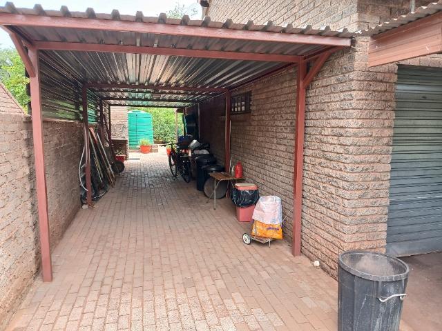 House for sale in Kgalagadi, Northern Cape