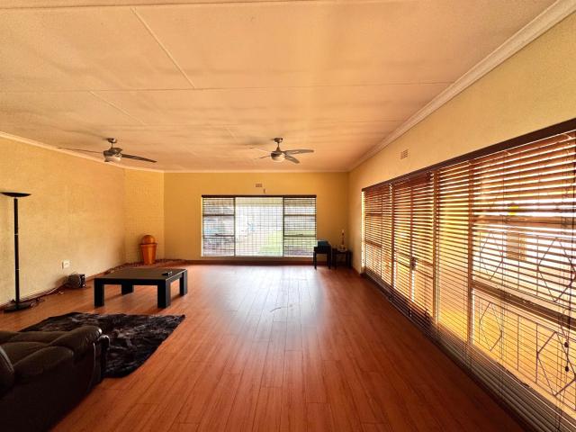 House for sale in Vosloorus, Gauteng