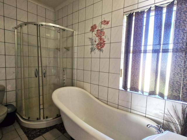 House for sale in Vosloorus, Gauteng