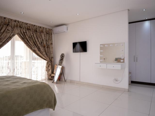 House for sale in Mount Edgecombe