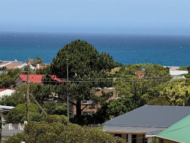 House for sale in Baardskeerdersbos, Western Cape