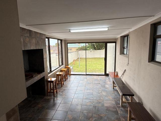 House for sale in Baardskeerdersbos, Western Cape