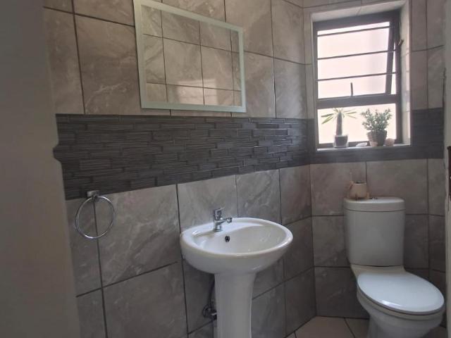 House for sale in Nooitgedacht, Gauteng