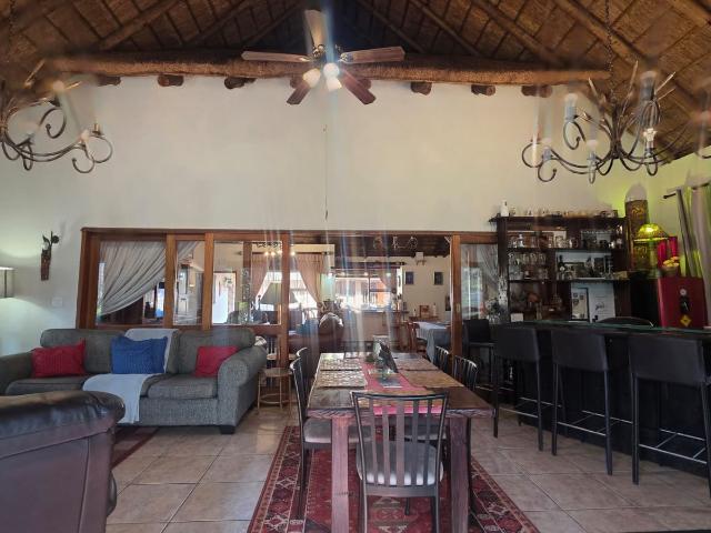 House for sale in Hartbeespoort Dam Nature Reserve, North West