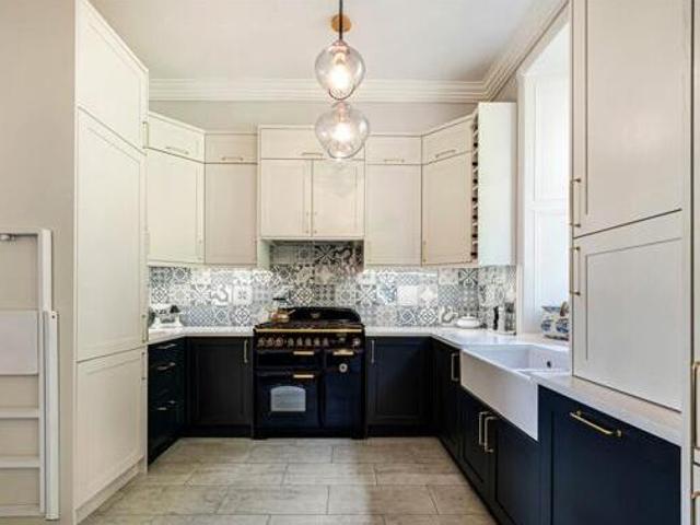 House for sale in Bulk, Bare