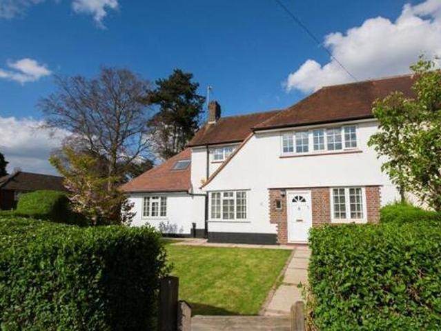 House for sale in Leatherhead, Mole Valley