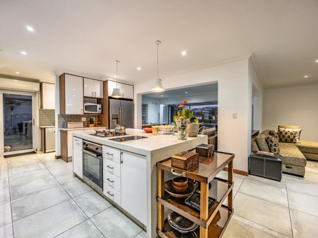 House for sale in Waterkloof, Gauteng