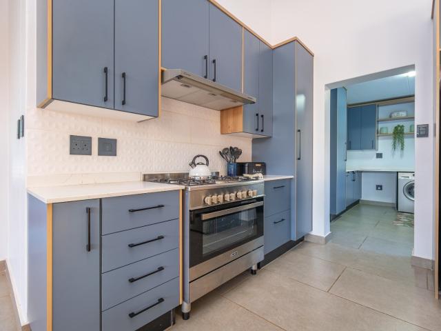 House for sale in Hartbeespoort Dam Nature Reserve, North West