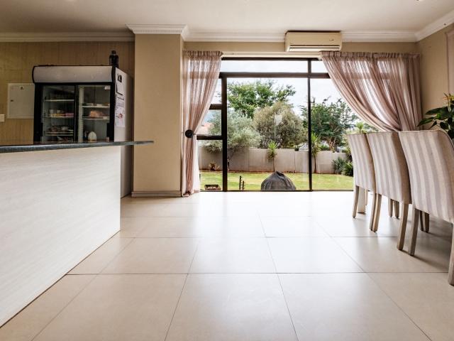 House for sale in Hartbeespoort Dam Nature Reserve, North West