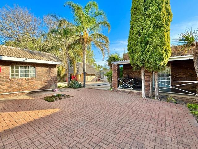House for sale in Ditsobotla, North West