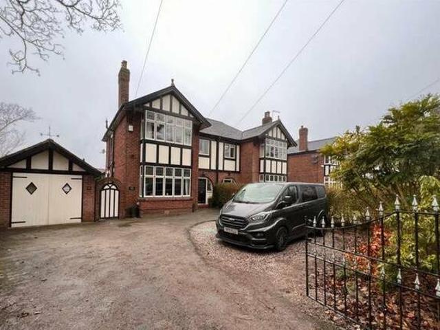 House for rent in Lyons, Greater London