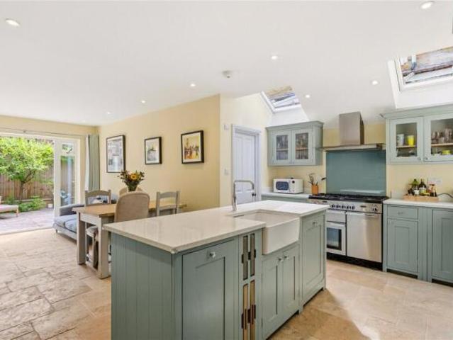 House for sale in Cat Hill, England