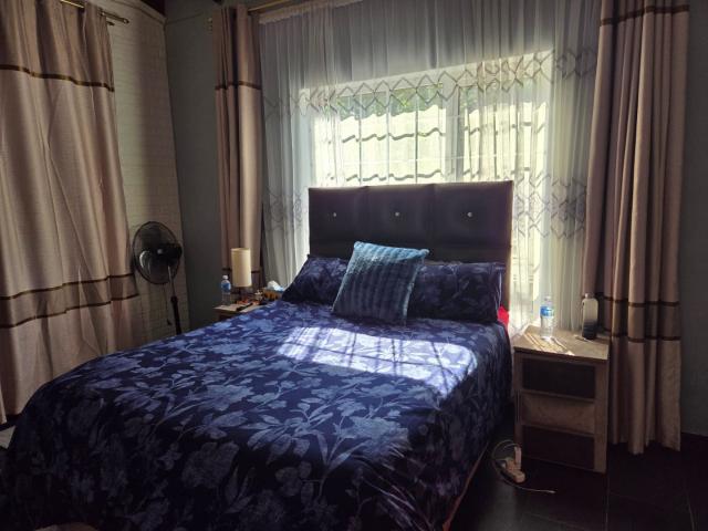 House for sale in Queensburgh, Kwazulu-natal